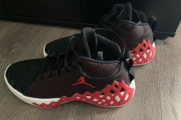 Nike Air Jordan - basketbalové boty - vel. 46