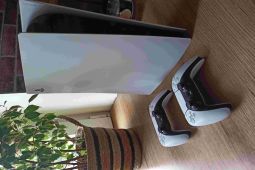 Sony Playstation 5 a 2x Dual sense