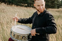 Nabízím soukromé lekce klavíru v Liberci. 500 kč/45min