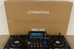 AlphaTheta XDJ-AZ  vše v jednom DJ systému