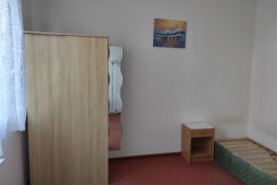 Pronajmu neprůchozí pokoj v bytě 2+1 na Doubravce