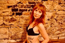 Smyslna maserka Viviena