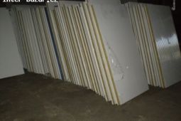 Sendvičové izolační panely stěnové a střešní