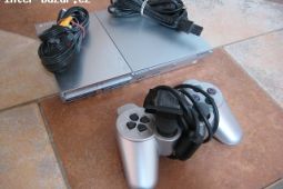 SONY Playstation 2 slim stříbrný