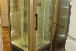 Prosklená lednice chladnice chladící vitrína SCAIOLA ERG 400